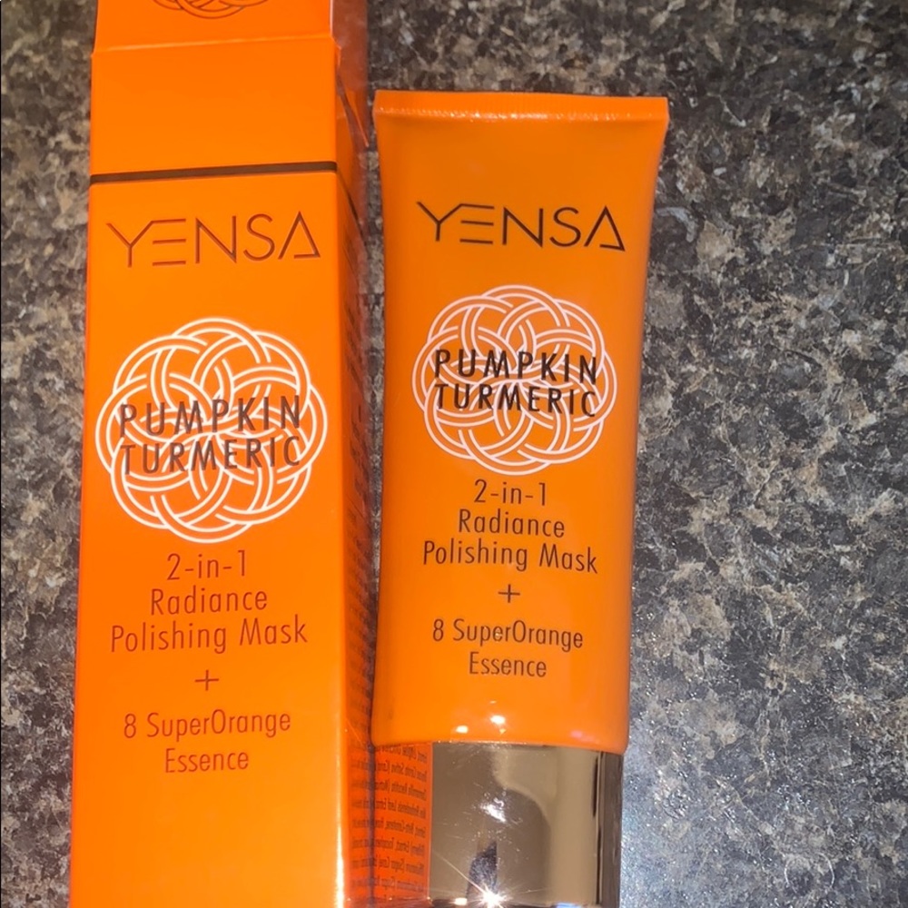 YENSA PUMPKIN TURMERIC 2-in-1 Polishing Mask